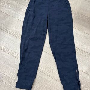 Athleta Men's Dark Blue Camouflage Joggers